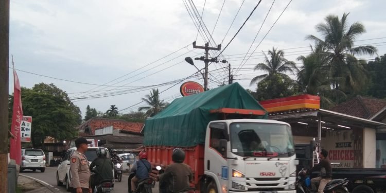 Strong Point Dalam Wujud Nyata Kehadiran Anggota Polsek Petir Polres Serang Ditengah Masyarakat