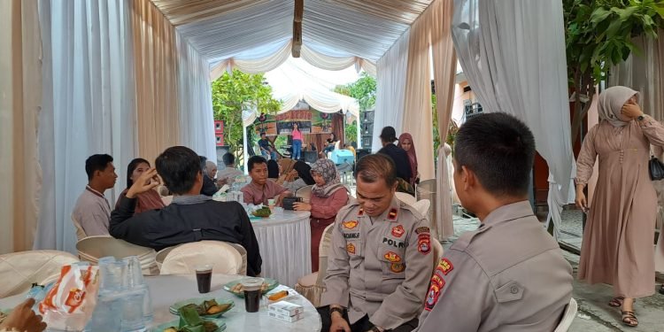 Polsek Cikande Gelar Patroli Dialogis, Sampaikan Pesan Kamtibmas Kepada Masyarakat