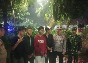 Polsek Rangkasbitung Laksanakan Giat Program Guyub TNI POLRI Patroli KRYD di Seputaran  Alun-Alun Rangkasbitung