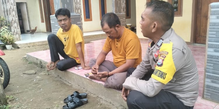 Kunjungan dan Pendekatan Dengan Masyarakat Oleh Bhabinkamtibmas  Polsek Petir Polres Serang