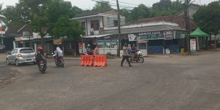 Polsek Cikeusal Laksanakan Gatur Pagi,Wujud Nyata Pelayanan Polisi