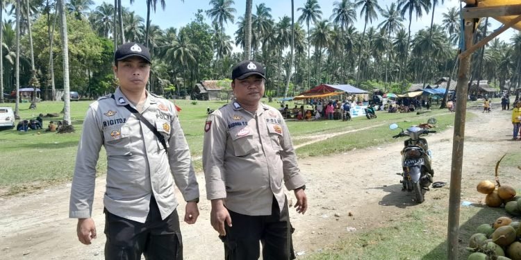 Dengan Cara Humanis Anggota Polsek Wanasalam Polres Lebak Ciptakan Situasi Kamtibmas Yang Aman, nyaman Dan Kondusif