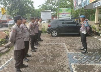 Pengamanan Markas !!! Polsek Puloampel Polres Cilegon Polda Banten implementasikan SOP dalam kesehariannya guna mendukung program Quick Wins Presisi Polri