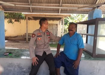 Bhabinkamtibmas Polsek Wanasalam Polres Lebak Rutin Laksanakan Giat Sambang Dan Silaturahmi Dengan Warga