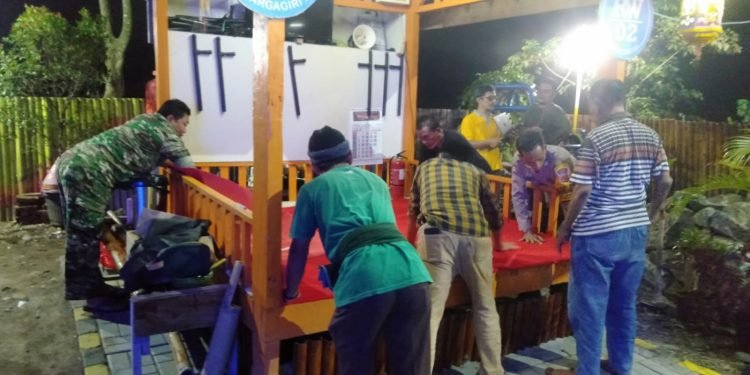 Bhabinkamtibmas Polsek Bojonegara Polres Cilegon Polda Banten,Kontrol Pos Kamling laksanakan Komunikasi Kamtibmas dengan Petugas Satkamling