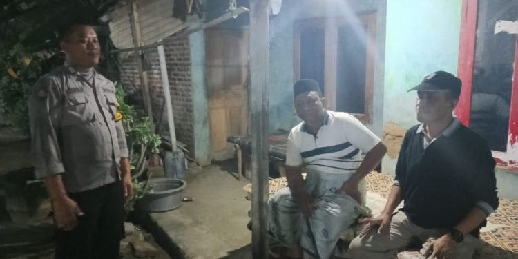 Jaga Kamtibmas Kondusif, Personel Bhabinkamtibmas Polsek Bojonegara Polres Cilegon Gandeng Tokoh Masyarakat