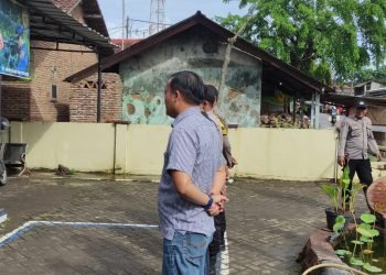 Pengamanan Markas !!! Polsek Puloampel Polres Cilegon Polda Banten implementasikan SOP dalam kesehariannya guna mendukung program Quick Wins Presisi Polri