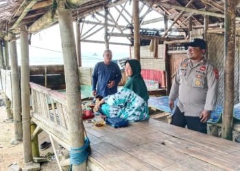 Dialog Dengan warga Ini Cara Bhabinkamtibmas Polsek Wanasalam Polres Lebak Sampaikan Pesan Kamtibmas