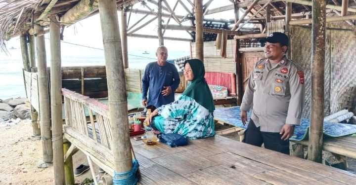 Dialog Dengan warga Ini Cara Bhabinkamtibmas Polsek Wanasalam Polres Lebak Sampaikan Pesan Kamtibmas