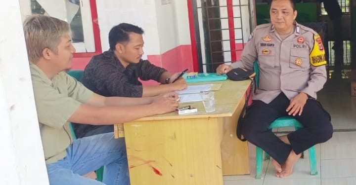 Bhabinkamtibmas Polsek Wanasalam Polres Lebak Rutin Laksanakan Giat Sambang Dan Silaturahmi Dengan Warga