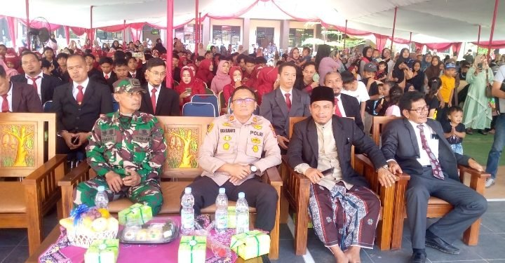 Kapolsek Petir Polres Serang Pelepasan Wisudawan dan Wisudawati Kelas XII SMAN 1 Petir TA. 2022/2023