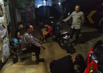 Patroli Dialogis, Anggota Polsek Cimarga Polres Lebak Sambangi Warga