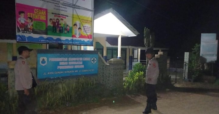 Berpatroli dan Antisipasi Tindak Pencurian, Polsek Sobang Polres Lebak Laksanakan Kontrol dengan Sasar Pemukiman Penduduk dan perkantoran