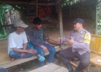Ayo Aktif Jaga Kamtibmas, Personel Bhabinkamtibmas Polsek Mancak Polres Cilegon Polda Banten Dialogis Bareng kalangan Muda