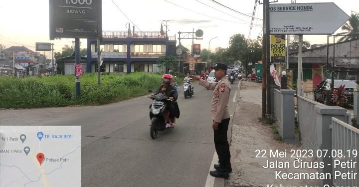 Strong Point Pagi Dalam Wujud Nyata Kehadiran Anggota Polsek Petir Polres Serang Ditengah Masyarakat