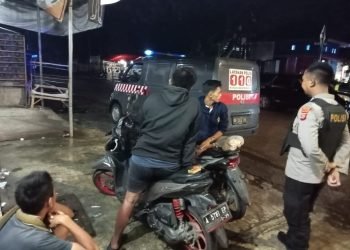 Blue Light Patrol Samapta Polsek Petir Polres Serang Melaksanakan Patroli Dialogis KRYD