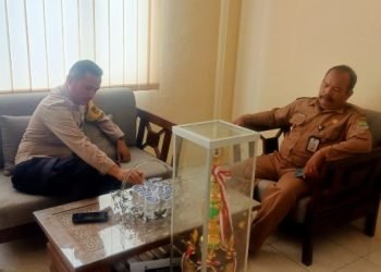 Menjaga situasi Kamtibmas, Bhabinkamtibmas sambang kelurahan binaanya