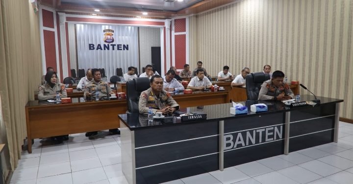 Polda Banten Ikuti Kegiatan Vicon Sosialisasi Penanganan Dumas Pada Sentra Pelayanan Dumas Terintegrasi