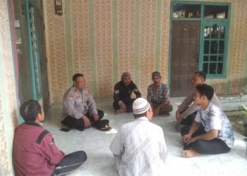 Jum’at curhat, Kapolsek Bojonegara  Polres Cilegon Polda Banten Dengarkan Langsung Masukan Warga