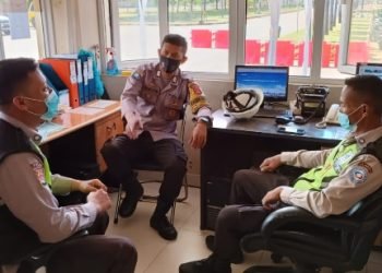 Sinegritas Polri, “YUK NGOPI WAE” Bhabinkamtibmas Polsek Puloampel Polres Cilegon Duduk Bersama