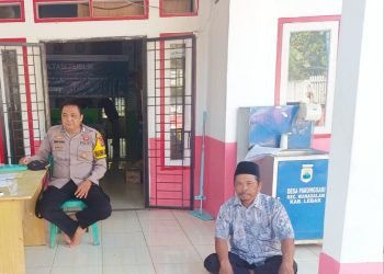 Bhabinkamtibmas Polsek Wanasalam Polres Lebak Rutin Laksanakan Giat Sambang Dan Silaturahmi Dengan Warga