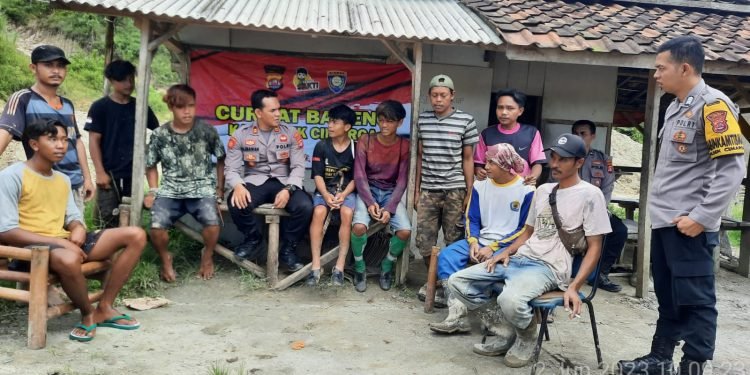 Bijak Mendengarkan Keluhan Masyarakat, Polsek Cimarga Polres Lebak aktifkan giat Jumat Curhat
