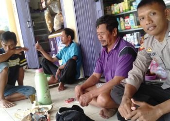 Bhabinkamtibmas Polsek Sobang Polres Lebak Sambangi warga Desa Sobang Kp. Cikawah Desa. sobang Kecamatan Sobang