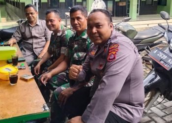 Bhabinkamtibmas Polsek Rangkasbitung Polres Lebak Laksanakan Program Kapolda Banten “Yuk Ngopi Wae”