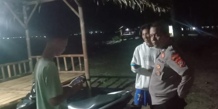 Cegah dan Ciptakan Rasa Aman dan Nyaman  Anggota Jaga Polsek Wanasalam Rajin Giat Patroli Malam