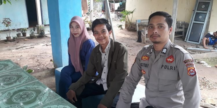 Jalin Silaturahmi Dengan Para Pemuda Bhabinkamtibmas Polsek Wanasalam Polres Lebak Giat DDS