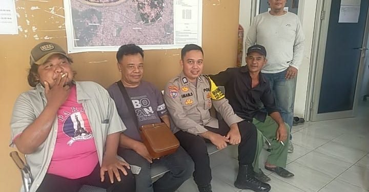 Berikan Edukasi Kamtibmas Bhabinkmatibmas Polsek Rangkasbitung Polres Lebak Hampiri Warga