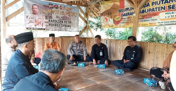 Kegiatan Jum’at Curhat Presisi Polsek Petir Polres Serang Dengan Staf Kecamatan Tunjung Teja