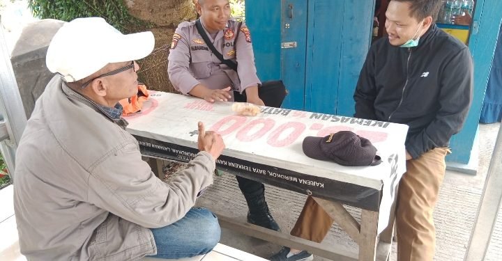 Bhabinkamtibmas Polsek Rangkasbitung Polres Lebak Sambang Ke Tokoh Masyarakat