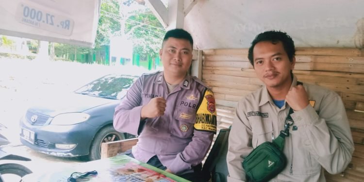 Bersama Kalangan Muda, Upaya Personel Bhabinkamtibmas Polsek Mancak Polres Cilegon Polda Banten Ajak Peran Aktif Jaga Kamtibmas