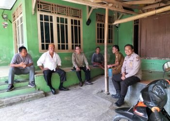 Bhabinkamtibmas Polsek Rangkasbitung Polres Lebak Sambangi Tokoh Masyarakat Dikampung Sindanglaya