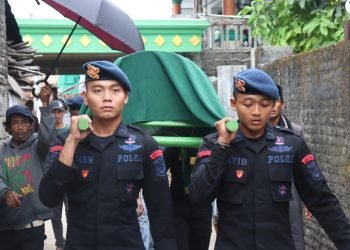 Kehadiran Polisi di Masyarakat, Brimob Banten Lakukan Sambang Duka