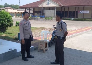 Ciptakan Rasa aman,Bhabinkamtibmas polsek Purwakarta memberikan himbauan kepada Satpam Kampus Untirta
