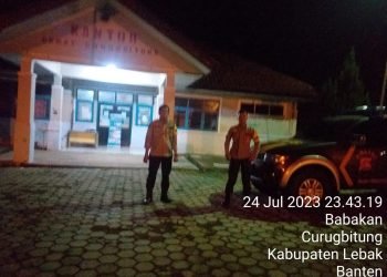 Cegah Pencurian di Kantor Pemerintahan, Personil Polsek Curugbitung Polres Lebak Laksanakan Patroli