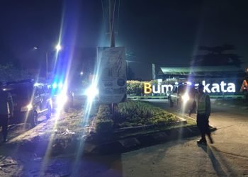 Eratkan Silaturahmi & Komunikasi aktif, Personil Polsek Cibeber sambangi masyarakat Ciberko Cibeber