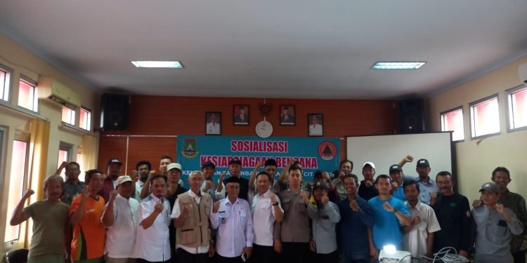 Atisipasi Bencana,Personel Polsek Ciwandan Polres Cilegon Polda Banten Cek Kelengkapan Peralatan Tanggap Bencana