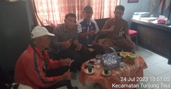 Pererat Tali Silaturahmi Sekmat Tunjung Teja dengan awak Media