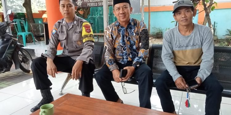 Jalin Kedekatan,Bhabinkamtibmas Polsek Ciwandan Polres Cilegon Polda Banten Tatap Muka Dengan Warga
