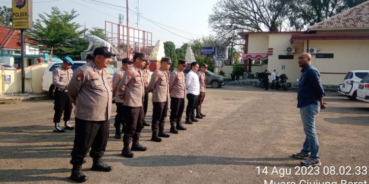 Kanit Reskrim Polsek Rangkasbitung Polres Lebak Pimpin Apel Pagi Dihalaman Mapolsek Rangkasbitung