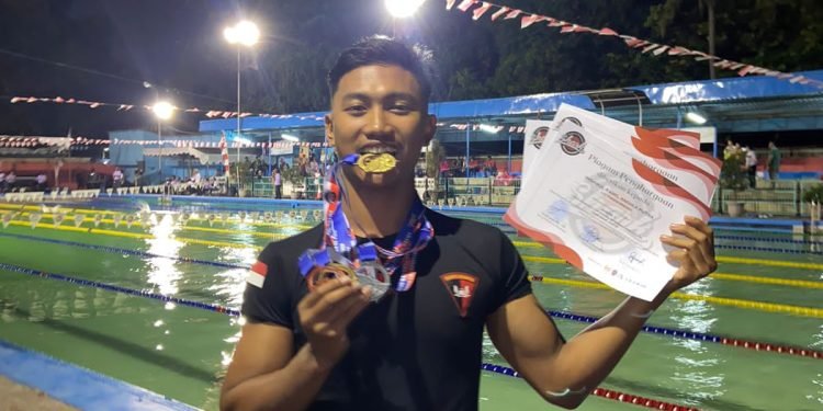 Personel Brimob Banten Raih 4 Juara Dalam Ajang Kejuaraan Shark Finswimming Open 2023 di Kota Bandung