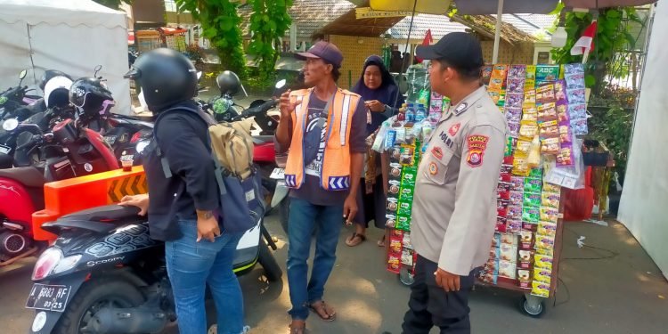 Cegah C3 Anggota Polsek Rangkasbitung Polres Lebak Cek Parkiran di Alun-Alun Rangkasbitung