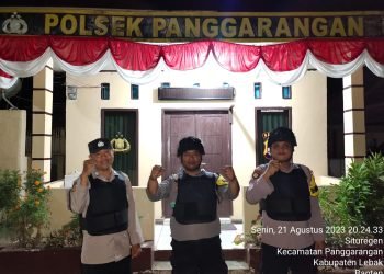 Guna Kewaspadaan Dan Kesiap Siagaan Personil Piket Polsek Panggarangan Polres Lebak Giat Sispam Mako Pada Malam Hari
