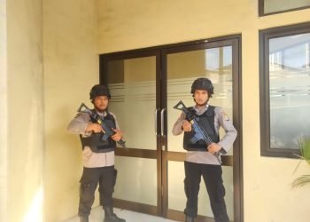 Polsek Kskp Merak Melaksanakan Sispam Mako Polsek