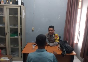 Wujudkan Lingkungan Kondusif, Upaya Personel Bhabinkamtibmas Polsek Mancak Polres Cilegon Polda Banten Dialogis Bersama Warga Desa Binaan
