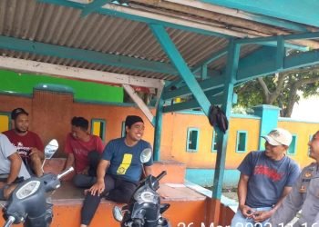 Lakukan Komunikasi aktif, Personil Polsek Cibeber sambangi masyarakat lingkungan Sambirata Cibeber