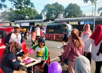 Seksi Dokkes Polres Lebak Gelar Bakti Kesehatan di Alun-alun Rangkasbitung